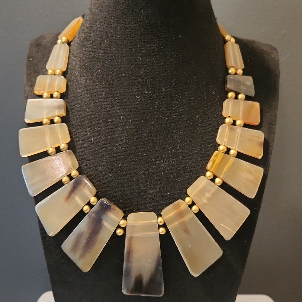 Vintage Gold and Cream Necklace
